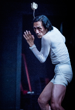 Image of a Takao Kawaguchi performance